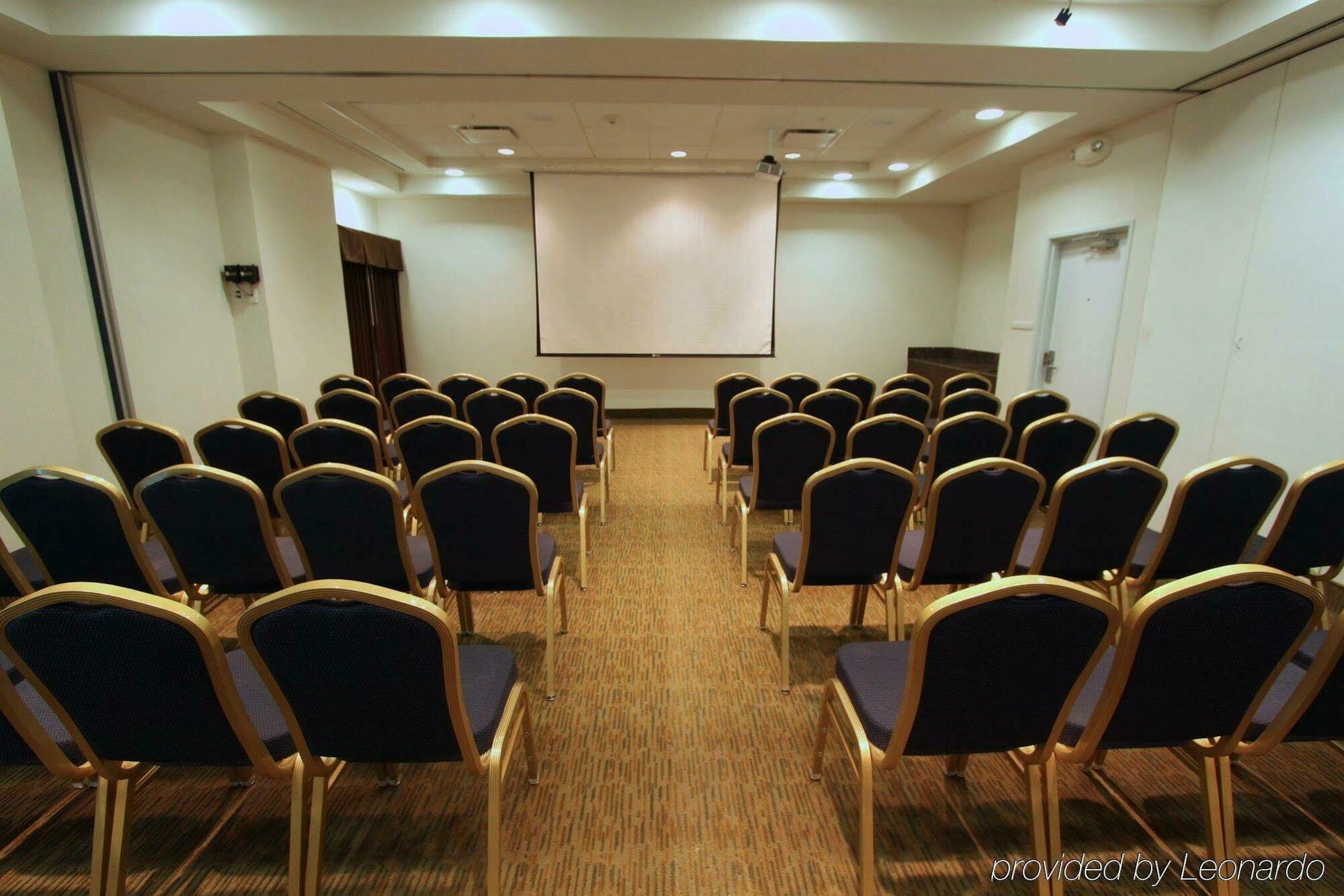 Holiday Inn Express Tuxtla Gutierrez La Marimba By Ihg Esterno foto